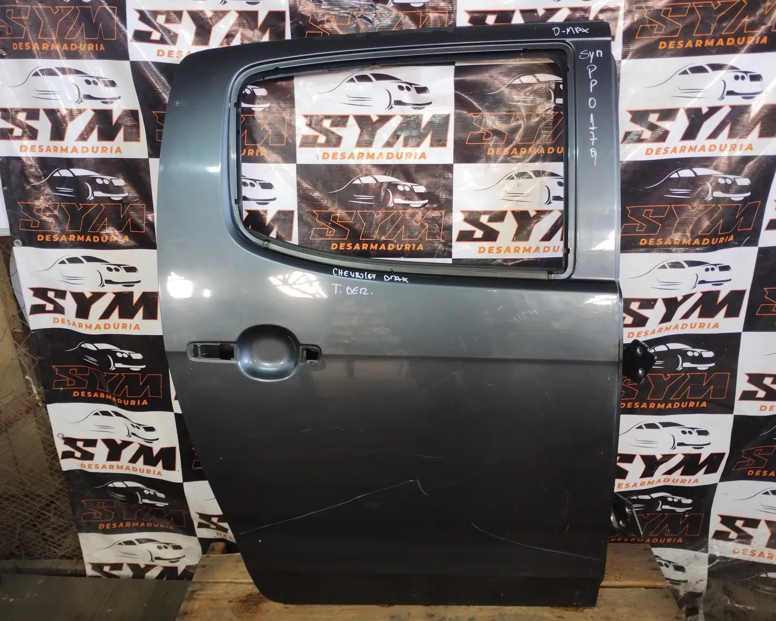 Puerta Trasera Derecha Chevrolet D-max · OEM pp0179 · compatible Chevrolet D-Max · usado bueno · Repuesto Verde