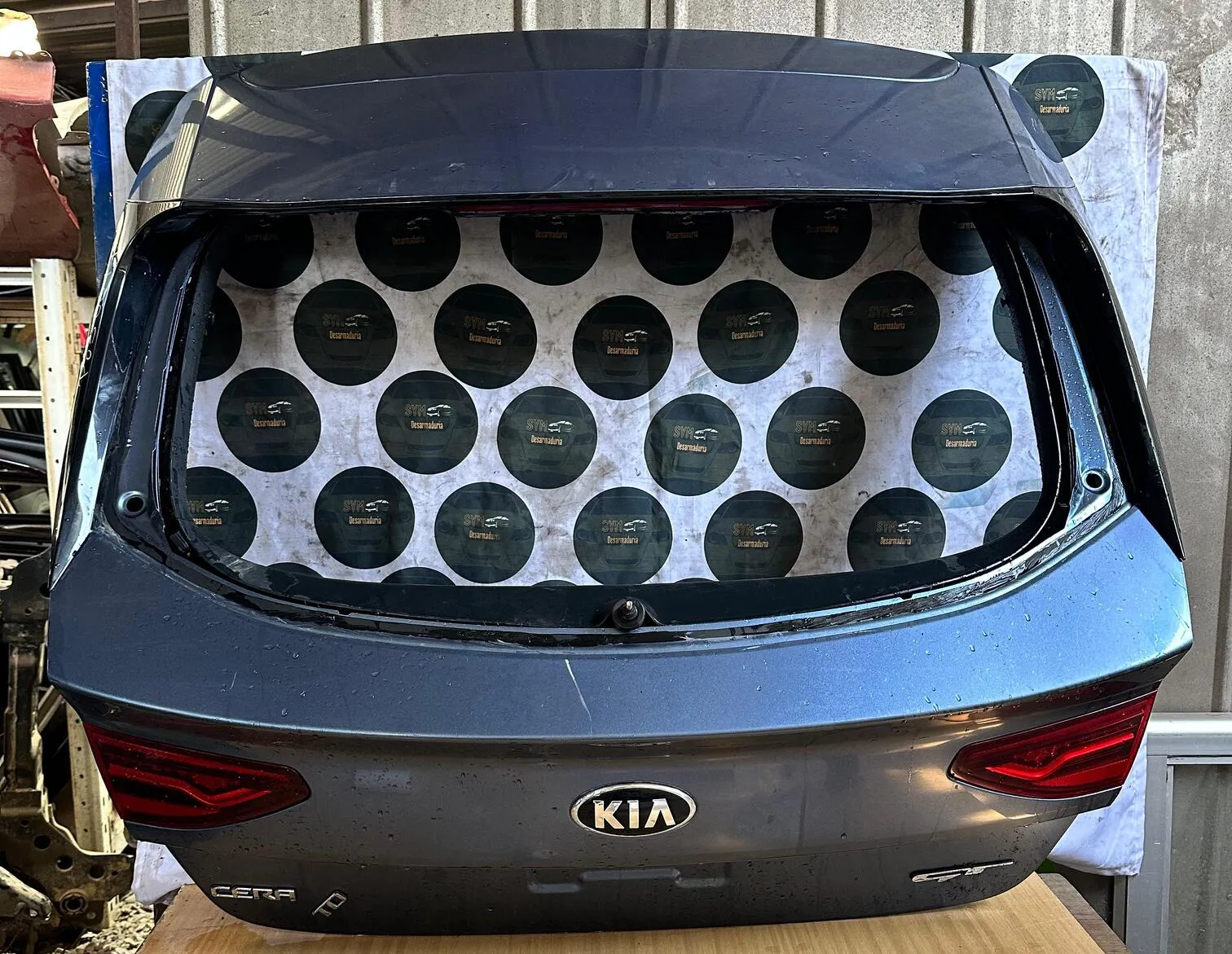 Portalon kia Cerato 5 GT · compatible Kia Cerato · usado bueno · Repuesto Verde