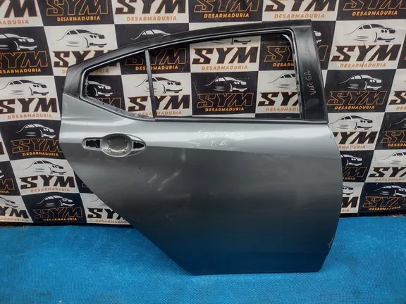 Puerta Trasera Derecha Nissan New Versa · OEM pp0454 · compatible Nissan Versa · usado bueno · Repuesto Verde