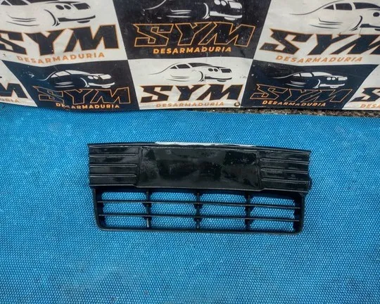 Mascara Delantera Ford Focus · OEM mcp0232 · compatible Ford Focus · usado bueno · Repuesto Verde