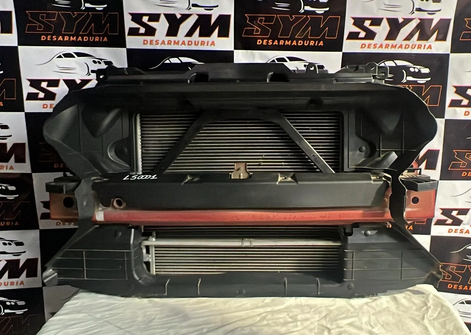 Frontal Mg Zx. · OEM ls0001 · compatible MG Zx · usado bueno · Repuesto Verde