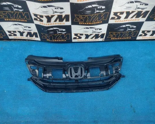 Mascara Delantera Honda City · Honda · OEM mcp0195 · compatible Honda City · usado bueno · Repuesto Verde