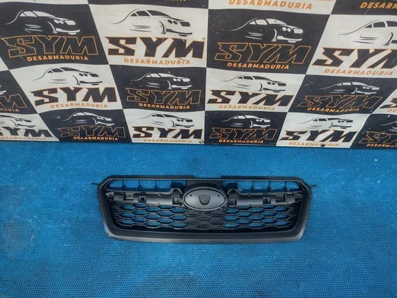 Mascara Delantera Subaru Impreza — foto 1