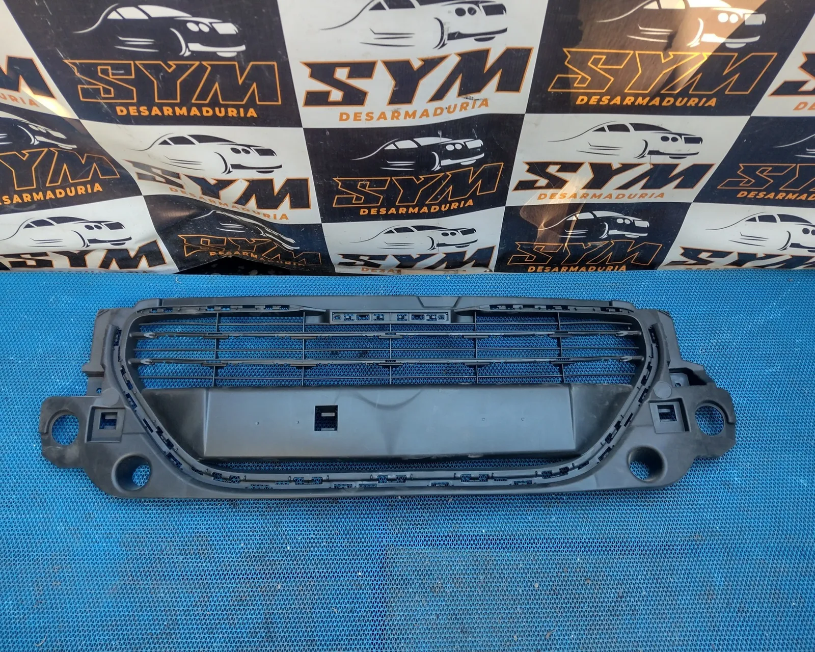Mascara Peugeot 301 · OEM mcp0012 · compatible Peugeot 301 · nuevo · Repuesto Verde