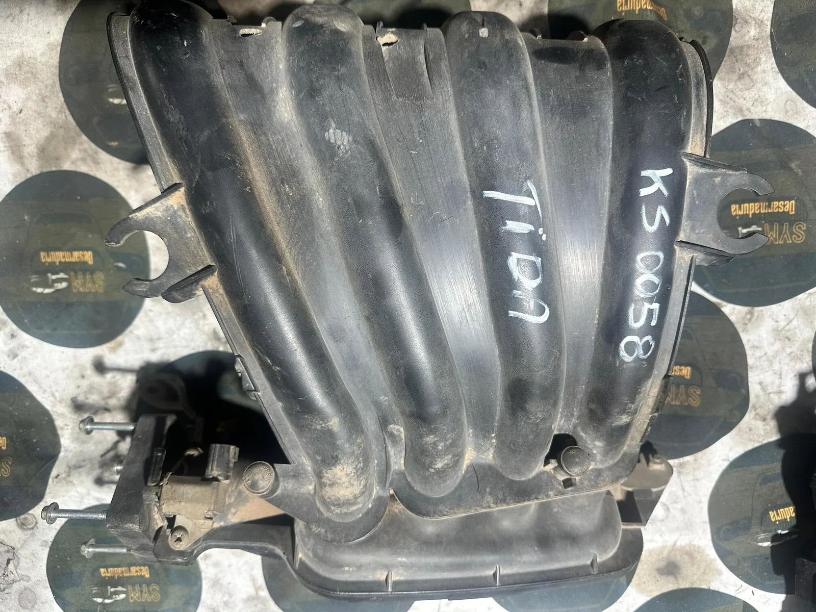Múltiple De Admisión Nissan Tiida · OEM ks0058 · compatible Nissan Tiida · usado bueno · Repuesto Verde