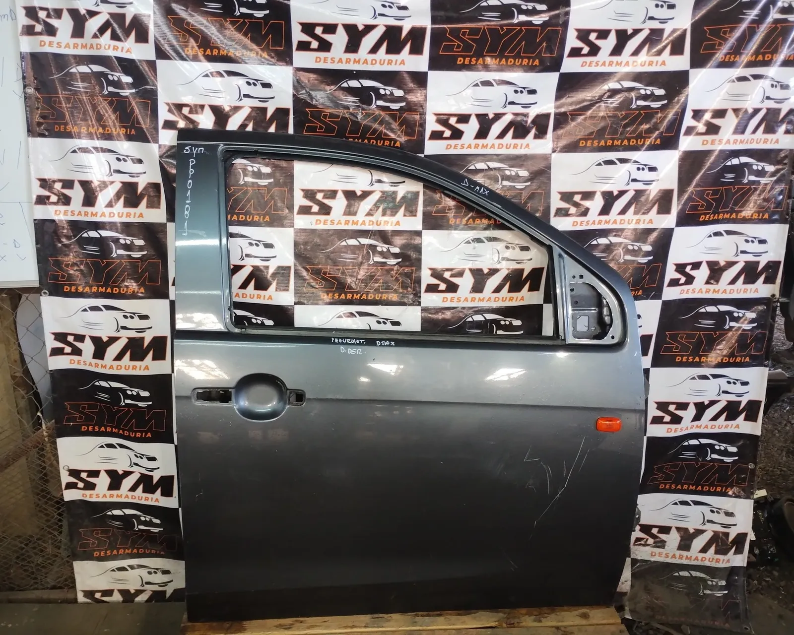 Puerta Delantera Derecha Chevrolet D-max · OEM pp0181 · compatible Chevrolet D-Max · usado bueno · Repuesto Verde