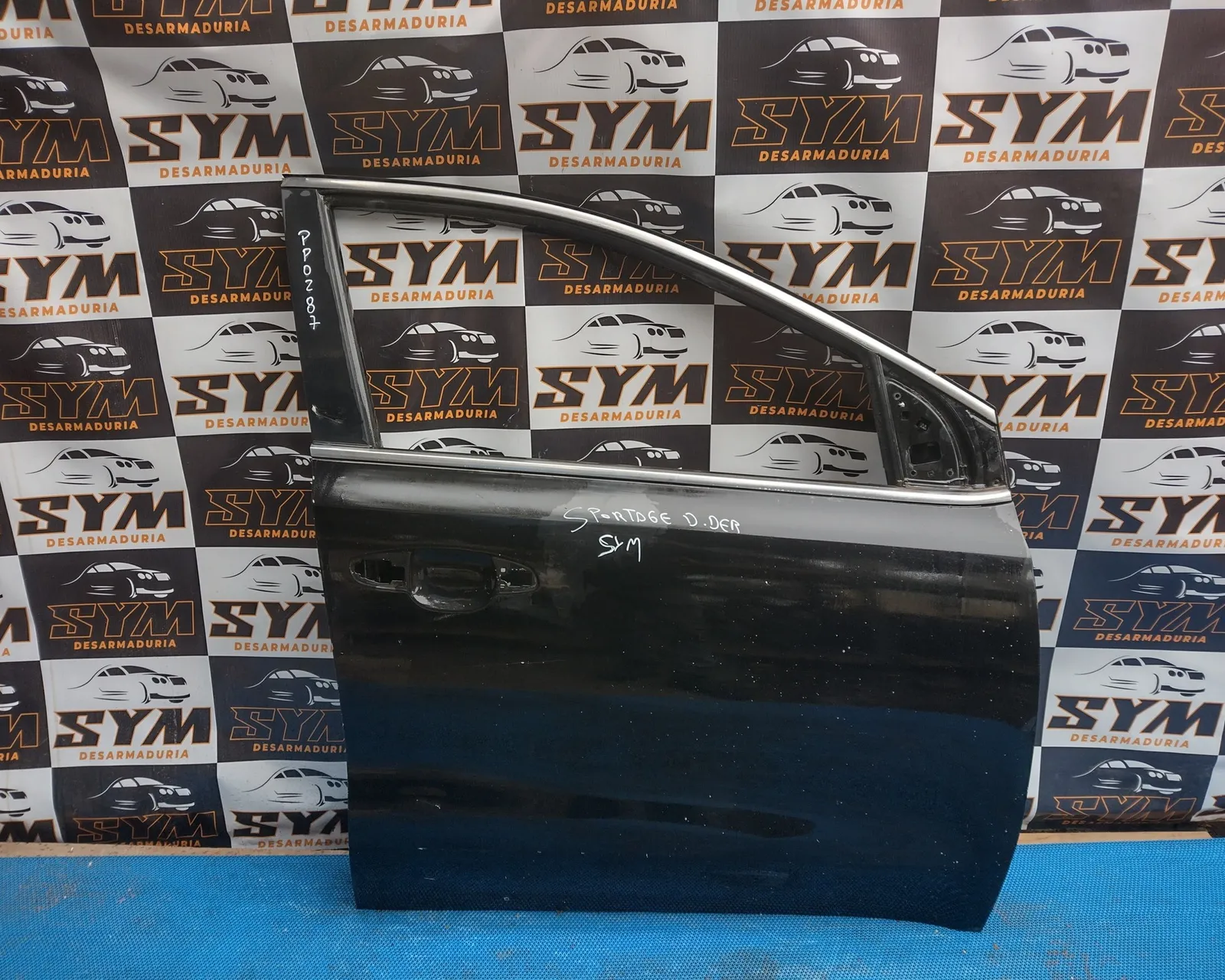 Puerta Delantera Derecha Kia Sportage — foto 1