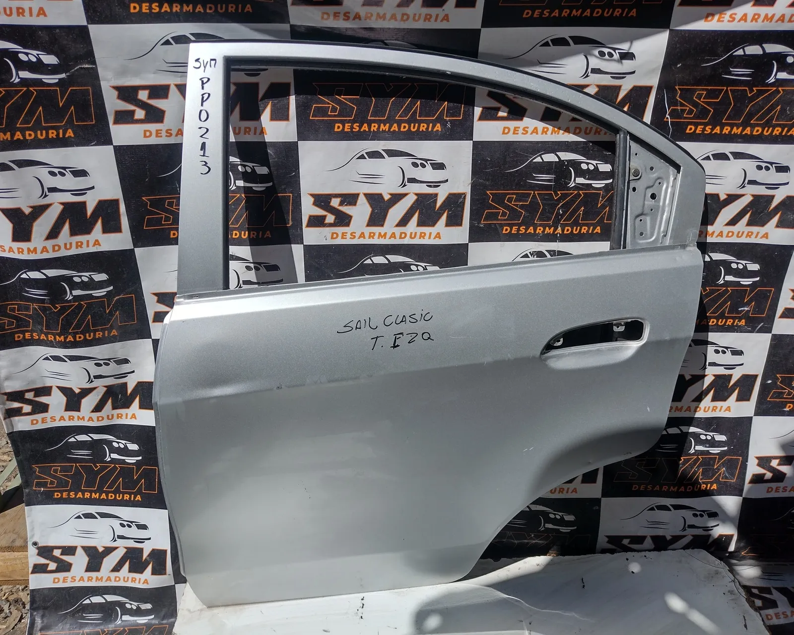 Puerta Trasera Izquierda Chevrolet Sail Classic · OEM pp0213 · compatible Chevrolet Classic · usado bueno · Repuesto Verde