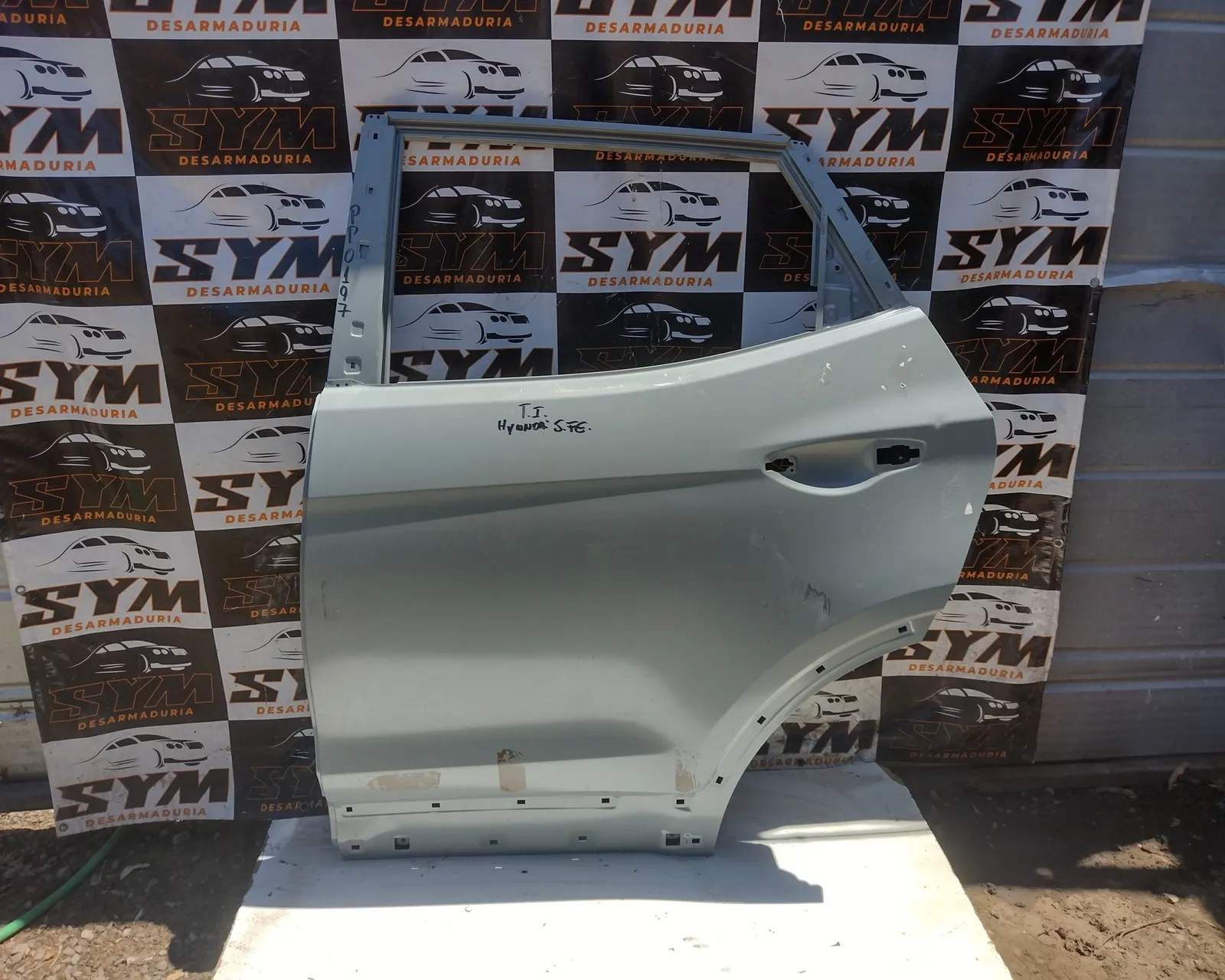 Puerta Trasera Izquierda Hyundai Santa fe · OEM pp0197 · compatible Hyundai Santa Fe · nuevo · Repuesto Verde