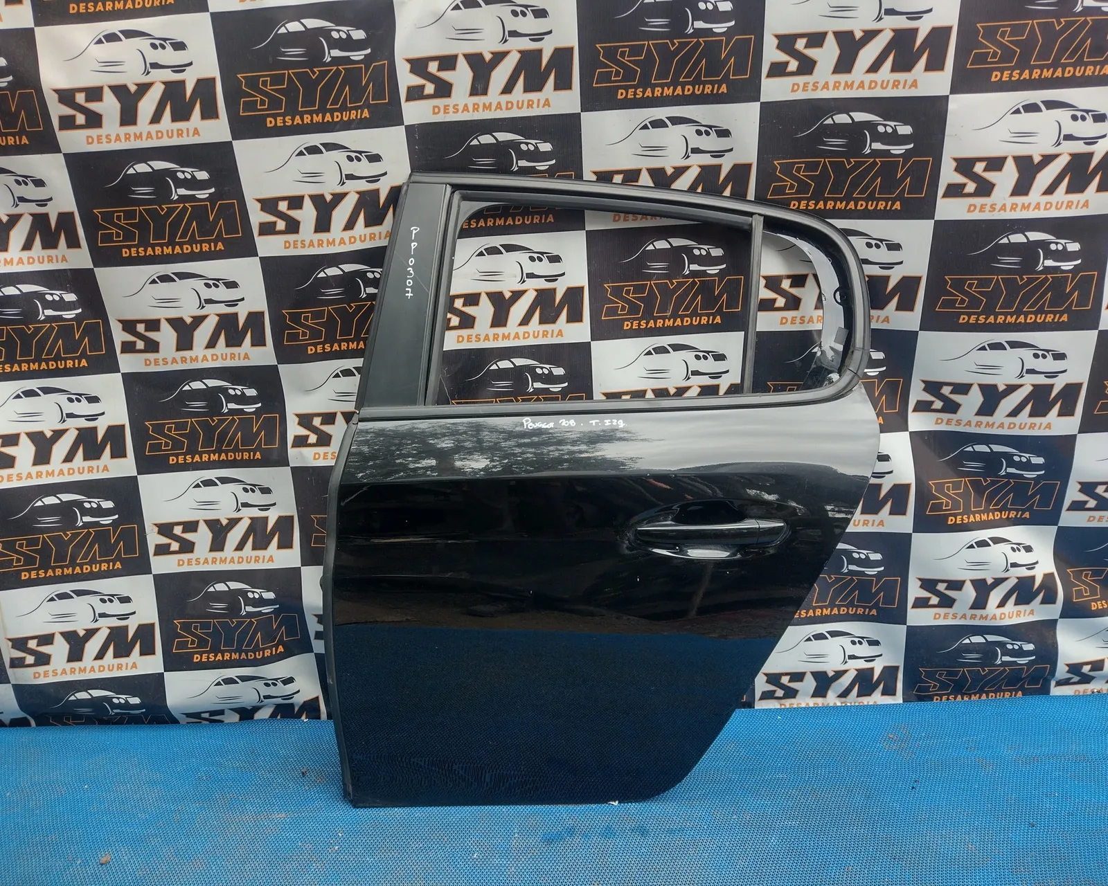 Puerta Trasera Izquierda Peugeot 307 · OEM pp0307 · compatible Peugeot 107 · usado bueno · Repuesto Verde