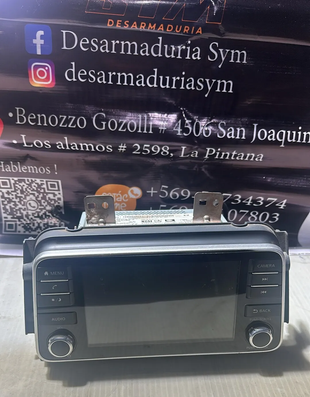 Radio Nissan New Versa · OEM xs0003 · compatible Nissan Versa · usado bueno · Repuesto Verde