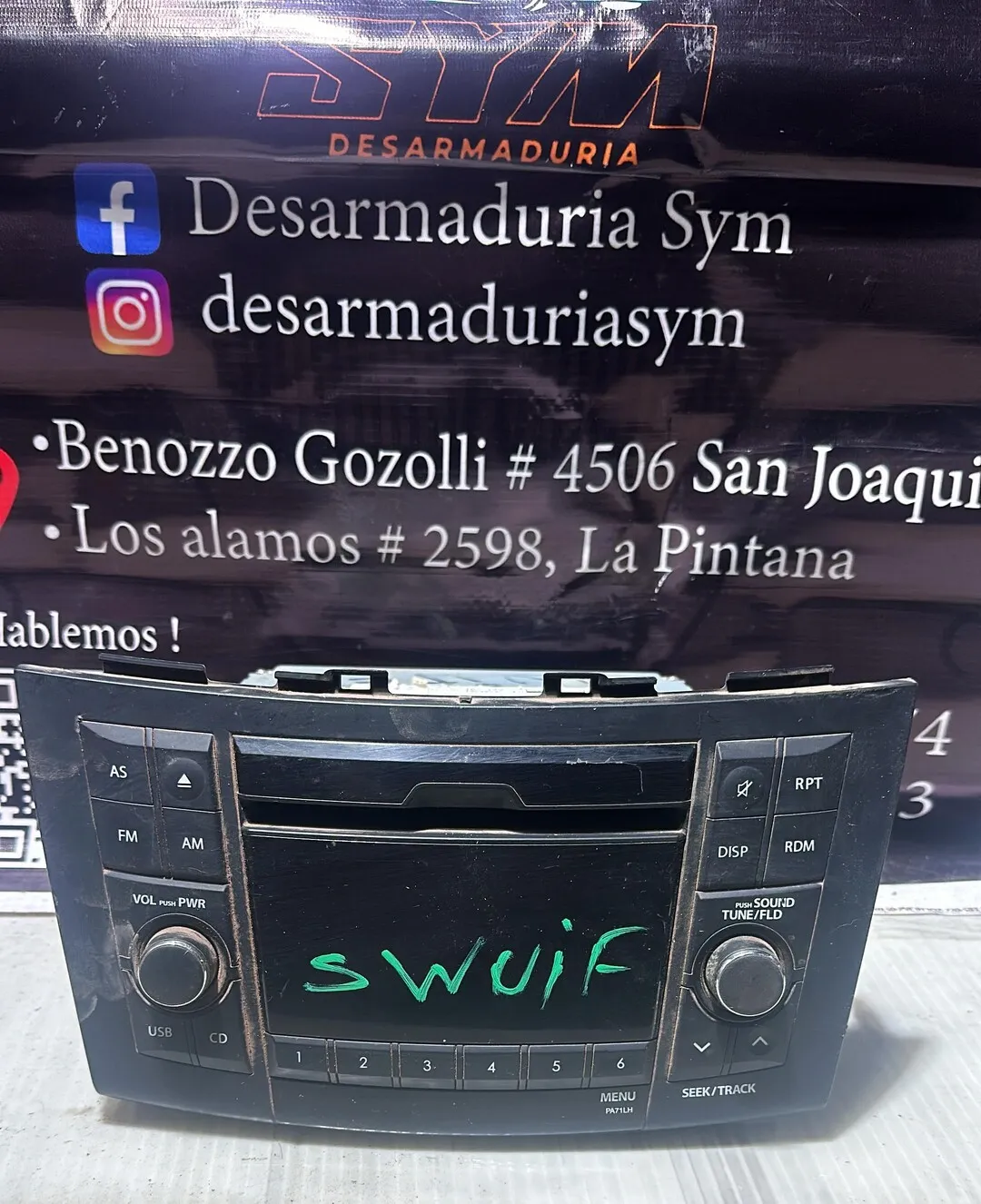 Radio Suzuki swift · OEM xs0010 · compatible Suzuki Swift · usado bueno · Repuesto Verde